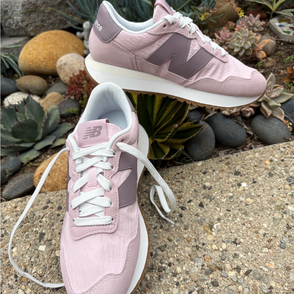 New Balance 237 Pink Purple Rose Violet Sneakers - Picture 3 of 11